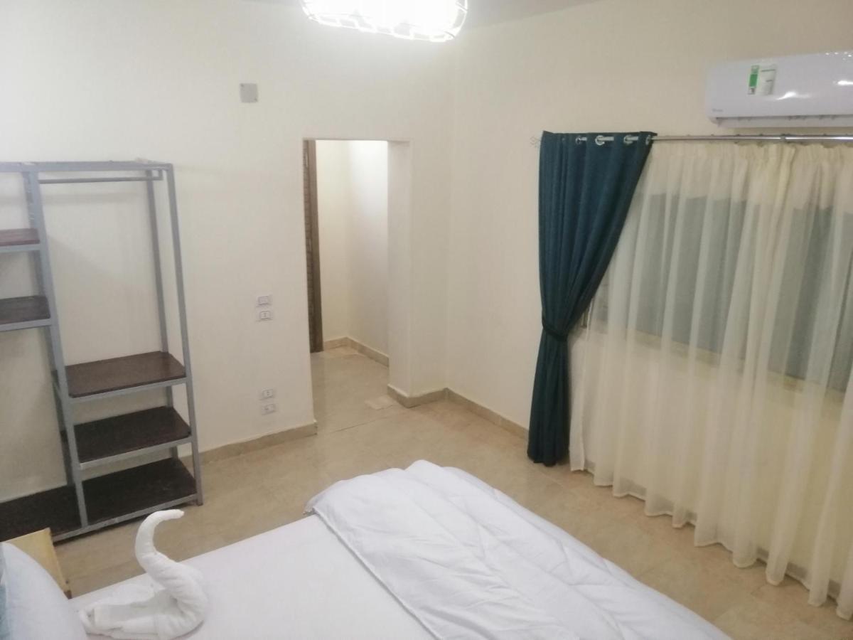 Anubis Kingdom Pyramids Hostel Kafret el-Gabal Kültér fotó