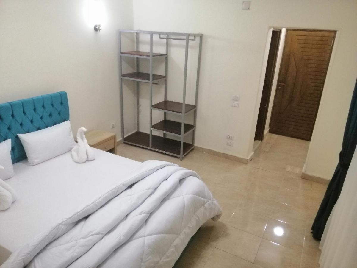 Anubis Kingdom Pyramids Hostel Kafret el-Gabal Kültér fotó