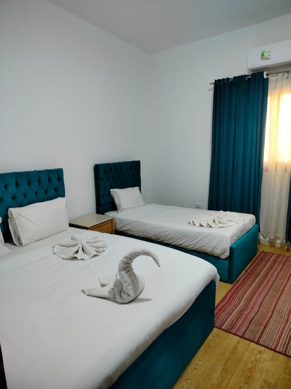 Anubis Kingdom Pyramids Hostel Kafret el-Gabal Kültér fotó