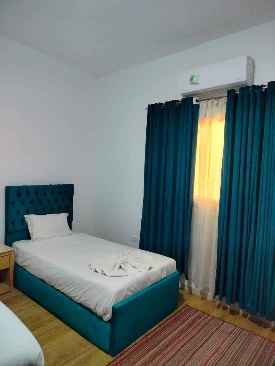 Anubis Kingdom Pyramids Hostel Kafret el-Gabal Kültér fotó
