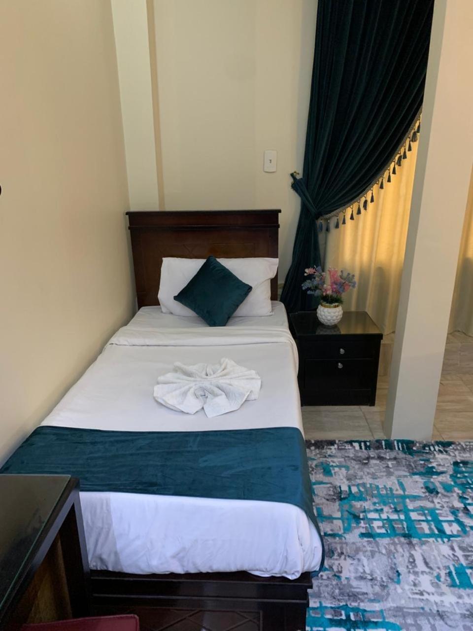 Anubis Kingdom Pyramids Hostel Kafret el-Gabal Kültér fotó