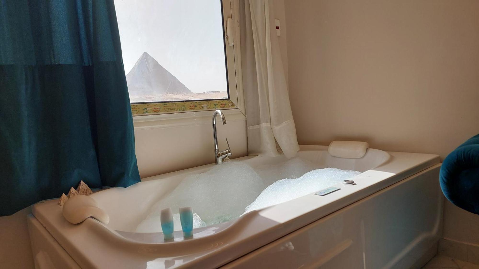 Anubis Kingdom Pyramids Hostel Kafret el-Gabal Kültér fotó