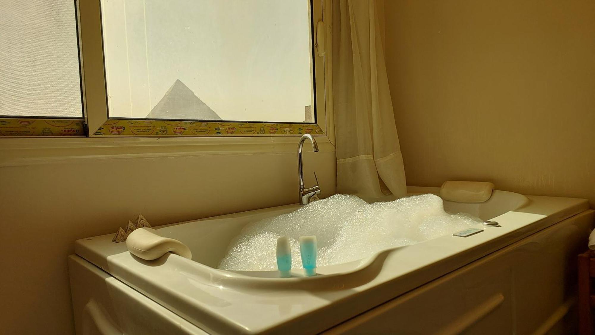 Anubis Kingdom Pyramids Hostel Kafret el-Gabal Kültér fotó